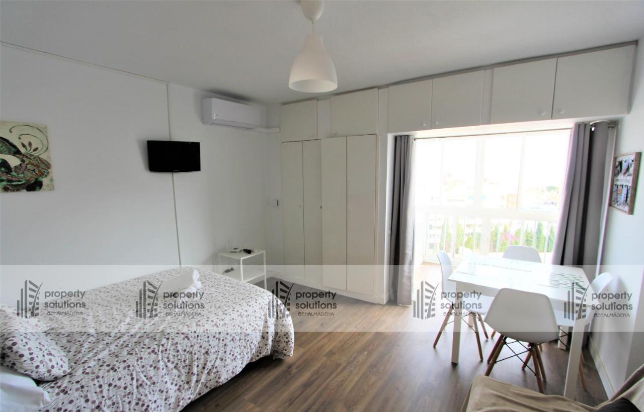 712 Iris Apartamentos - Vista Al Mar - A 10 Min De La Playa Caminando Y 5 Min Del Centro Benalmádena Kültér fotó