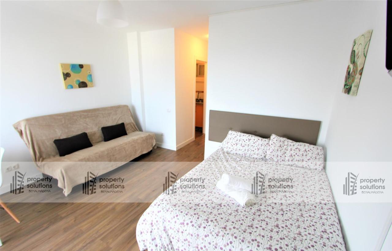 712 Iris Apartamentos - Vista Al Mar - A 10 Min De La Playa Caminando Y 5 Min Del Centro Benalmádena Kültér fotó